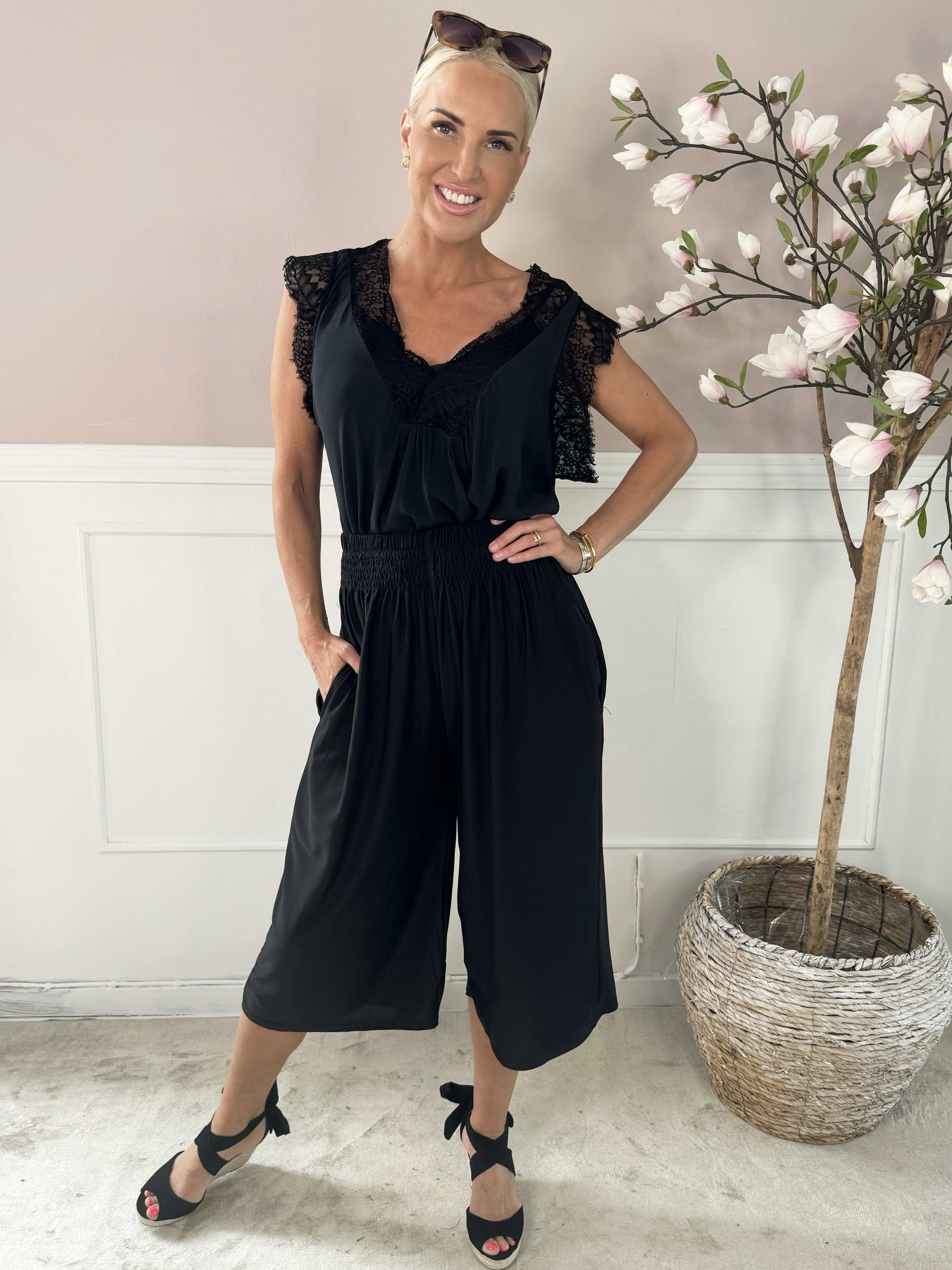 Pams Plain Knickers - Knickers i elastiskt tyg med resårkant